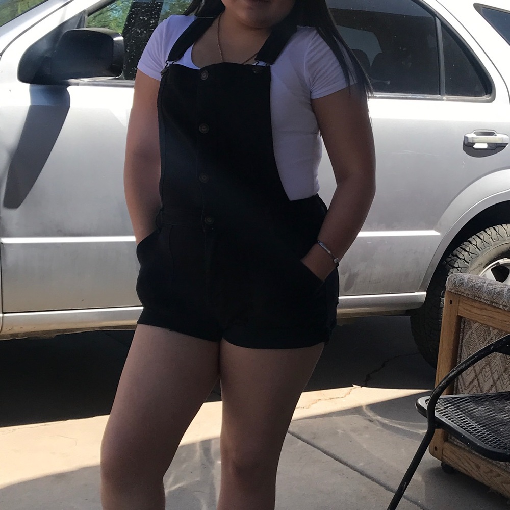 Overall - Picture 2 of 2